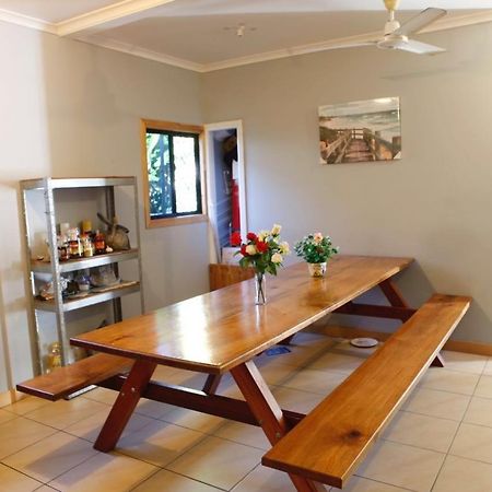 Happytourcairns Sharehouse Hostel ภายนอก รูปภาพ