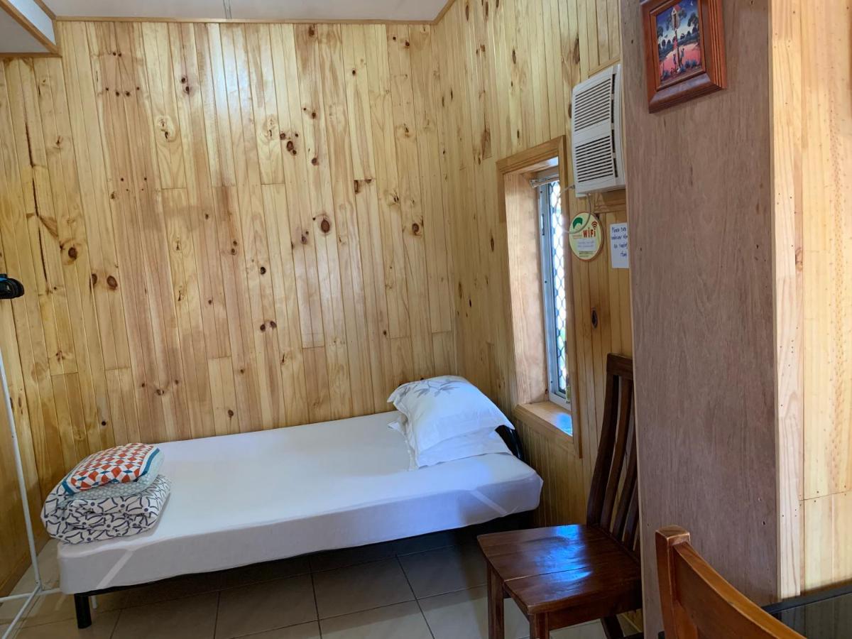 Happytourcairns Sharehouse Hostel ภายนอก รูปภาพ
