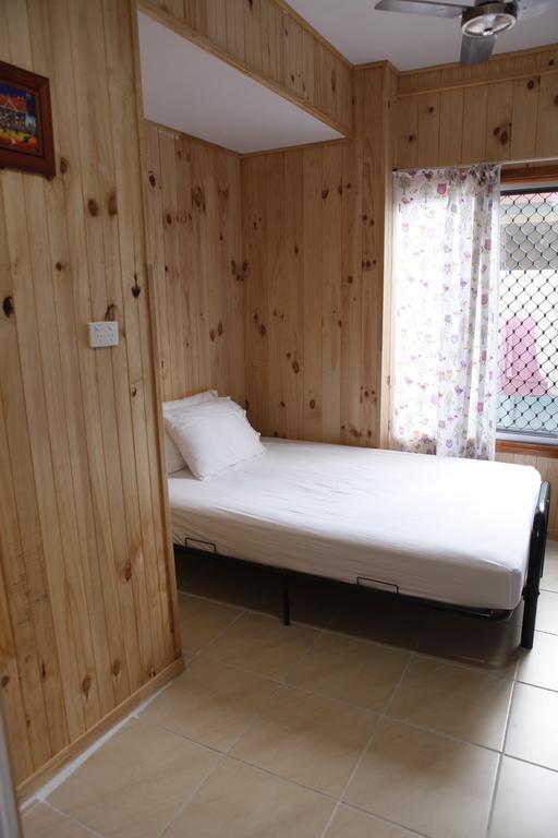 Happytourcairns Sharehouse Hostel ภายนอก รูปภาพ